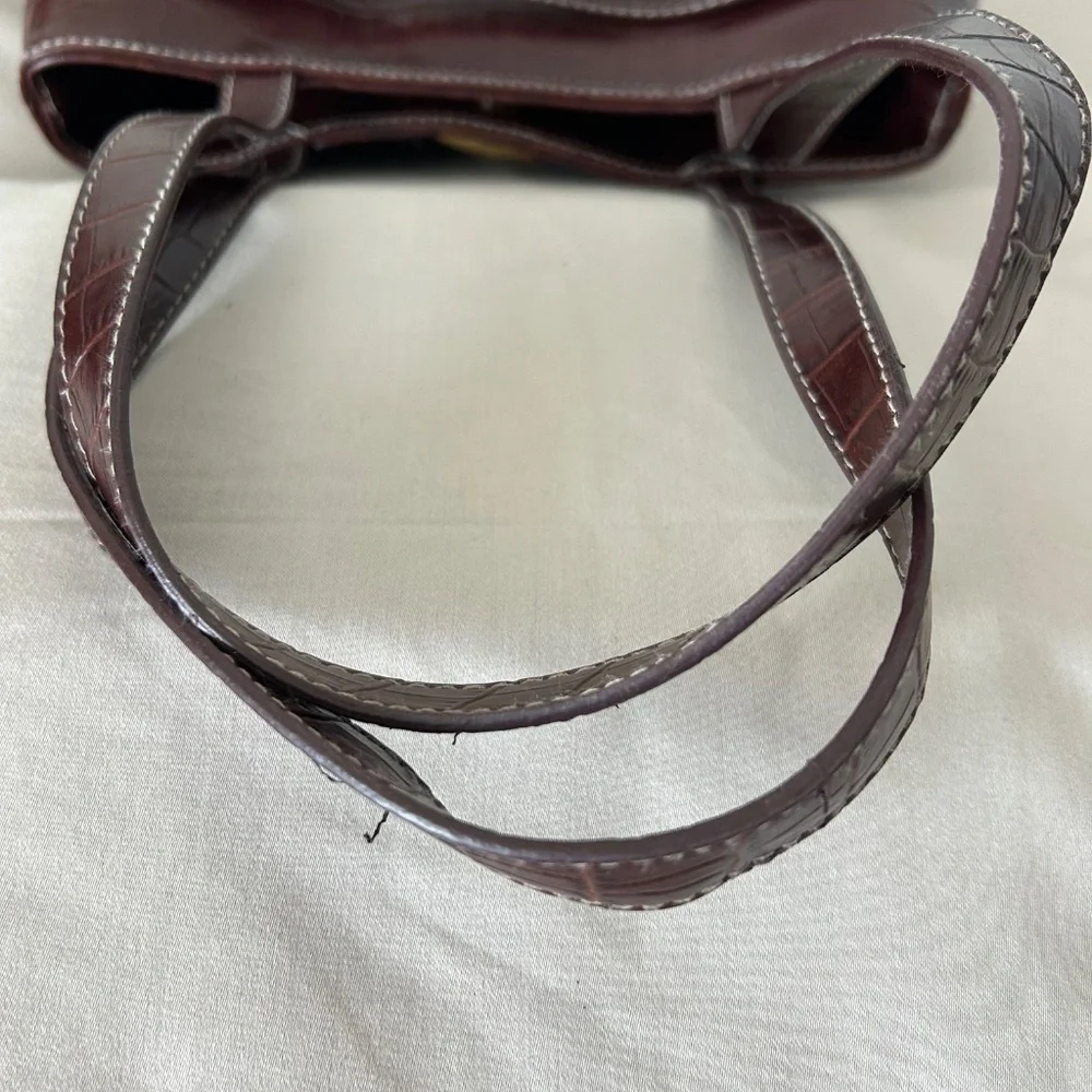 Women's Brown Alligator Skin Pattern Purse | Gently Used‎